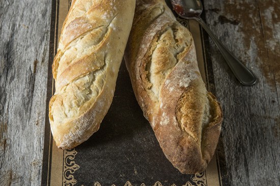 Baguette de blé entier pré-cuite